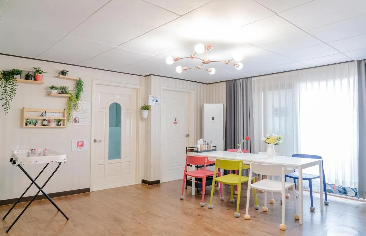 For Family Group, 4Min To Seoul Station Apartment South Korea
