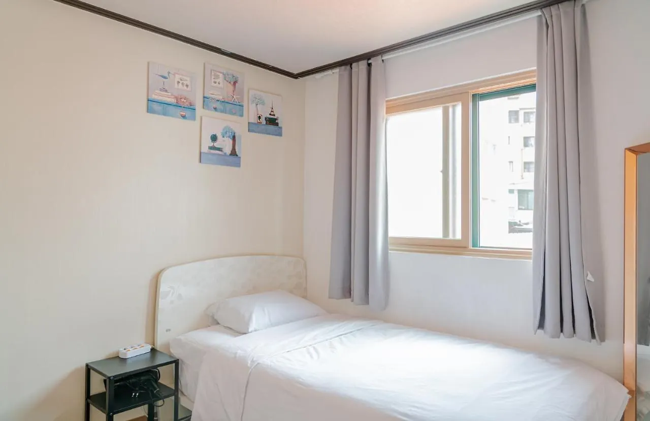 For Family Group, 4Min To Seoul Station Apartment