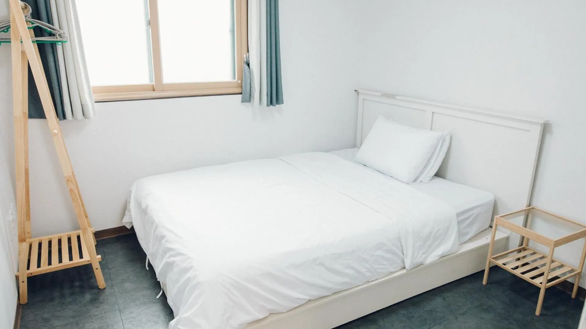 For Family Group, 4Min To Seoul Station Apartment 0*,  South Korea